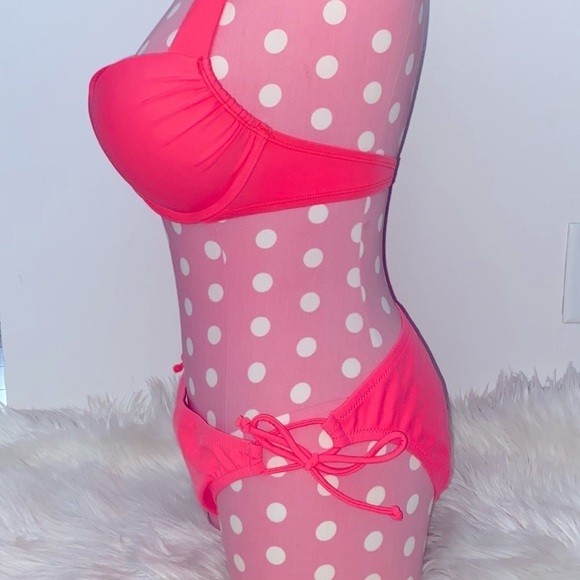 Vintage Victoria’s Secret coral bombshell bikini set - Picture 3 of 10